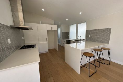 Photo of property in 44 Channel View Road, Campbells Bay, Auckland, 0630