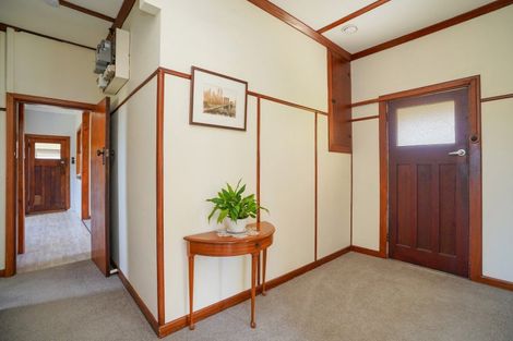 Photo of property in 11 Memorial Avenue, Drummond, Otautau, 9683