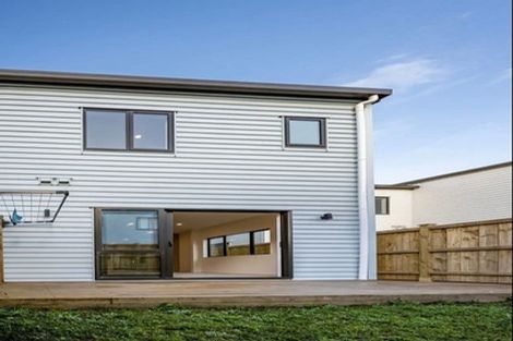 Photo of property in 11 Faithful Drive, Karaka, Papakura, 2113