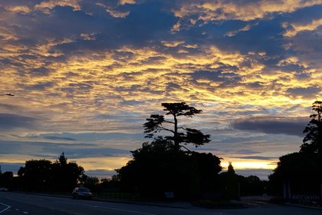 Photo of property in 2/5 Chokebore Place, Sockburn, Christchurch, 8042