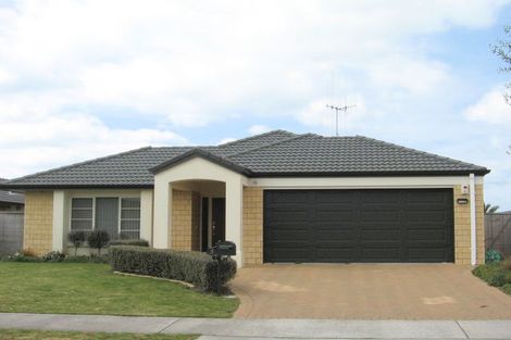 Photo of property in 5 Saint Clair Place, Papamoa Beach, Papamoa, 3118