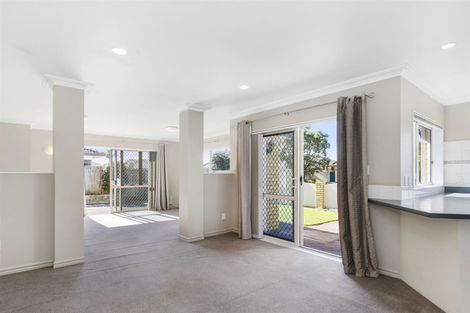 Photo of property in 1 Rosberg Place, Mount Maunganui, 3116