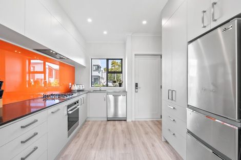 Photo of property in 3 Aston Crescent, Wallaceville, Upper Hutt, 5018