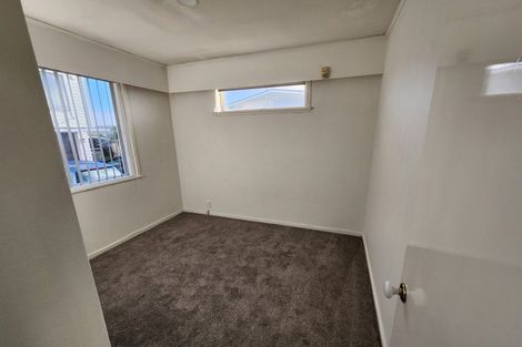 Photo of property in 48 Cardiff Road, Pakuranga, Auckland, 2010