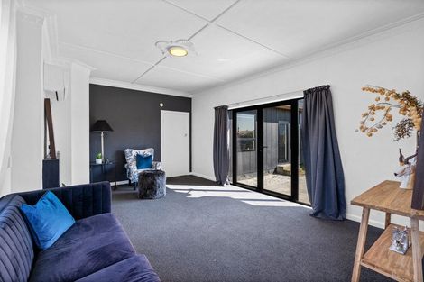 Photo of property in 75 Kitchener Street, Gore, 9710