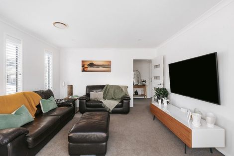 Photo of property in 13 Shoreview Close, Omokoroa, 3114