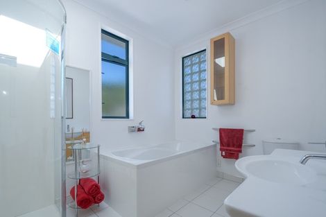 Photo of property in 41a Waikawa Road, Picton, 7220