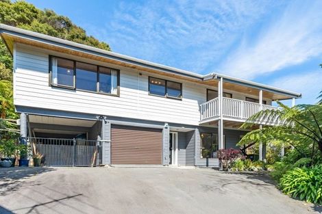 Photo of property in 213a Whites Line East, Waiwhetu, Lower Hutt, 5010