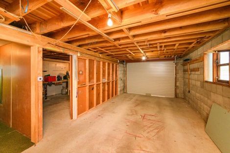 Photo of property in 18a Campbell Street, Feilding, 4702