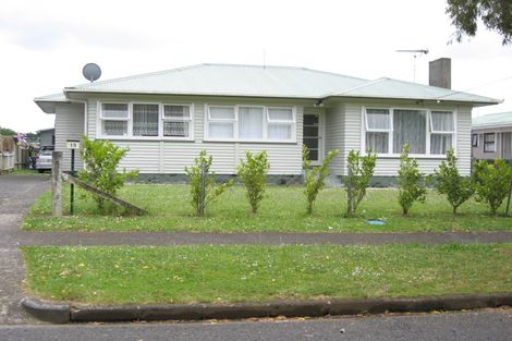 Photo of property in 15 Holland Street, Pukekohe, 2120