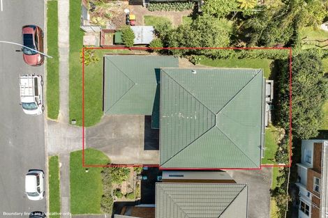 Photo of property in 33b Dalwhinnie Parade, Highland Park, Auckland, 2010