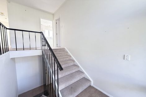Photo of property in 122 Hugh Green Drive, Pinehill, Auckland, 0632