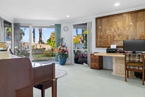 Photo of property in 2 Seychelles Drive, Papamoa Beach, Papamoa, 3118