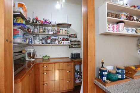 Photo of property in 6 Edwards Street, Kimbolton, Feilding, 4777