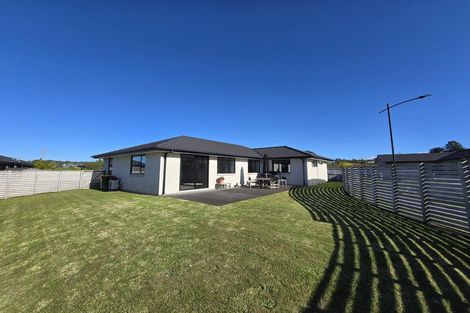 Photo of property in 15 Marsden Place, Hurworth, New Plymouth, 4310