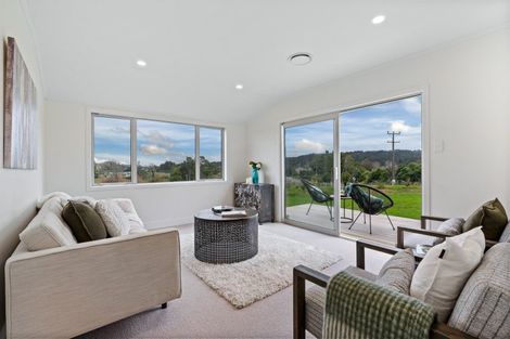 Photo of property in 4 Henley Road, Kaukapakapa, 0871