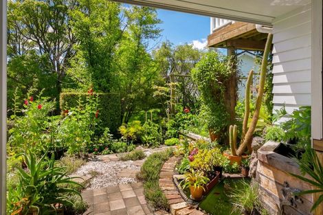 Photo of property in 1 Manuwai Road, Torbay, Auckland, 0630