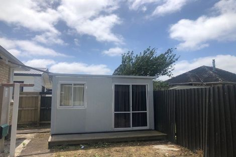 Photo of property in 2 Kenney Crescent, Fairfield, Hamilton, 3214