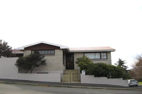 Photo of property in 2 City Road, Roslyn, Dunedin, 9010