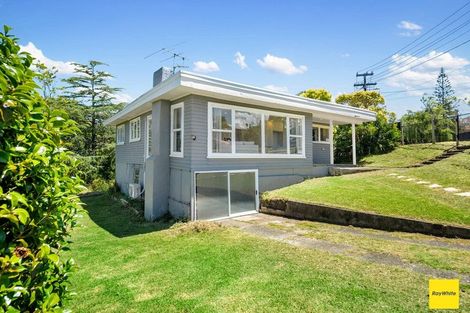 Photo of property in 2 Glengarry Road, Glen Eden, Auckland, 0602