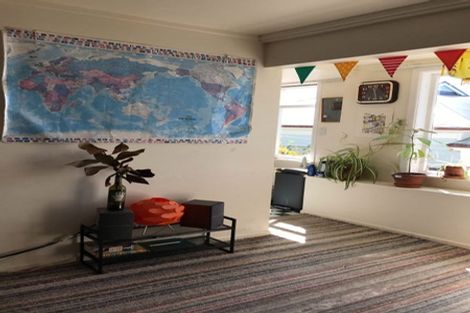 Photo of property in 9 Lerwick Terrace, Melrose, Wellington, 6023