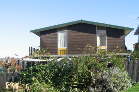 Photo of property in 48 Truro Road, Camborne, Porirua, 5026