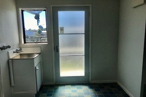 Photo of property in 2/141 Windermere Drive, Poike, Tauranga, 3112