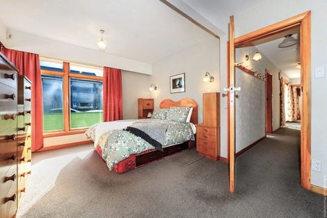Photo of property in 205 Marine Parade, New Brighton, Christchurch, 8083