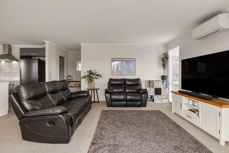 Photo of property in 37 Te Ranga Memorial Drive, Pyes Pa, Tauranga, 3112
