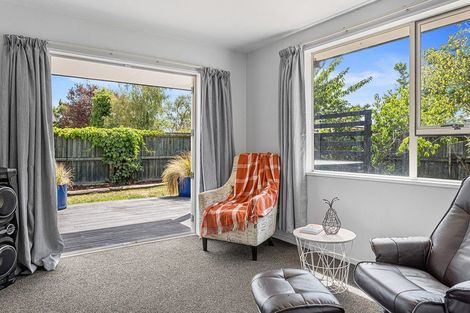 Photo of property in 15a Coates Place, Rangiora, 7400