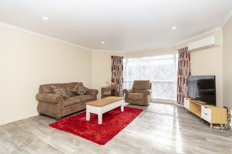 Photo of property in 29 Lloyd Drive, Nawton, Hamilton, 3200