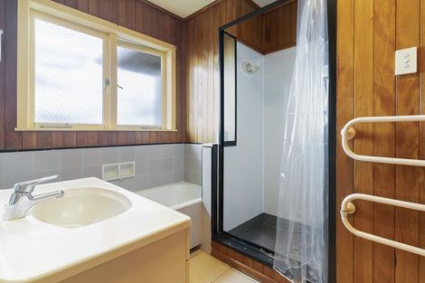 Photo of property in 71 Jaemont Avenue, Te Atatu South, Auckland, 0610