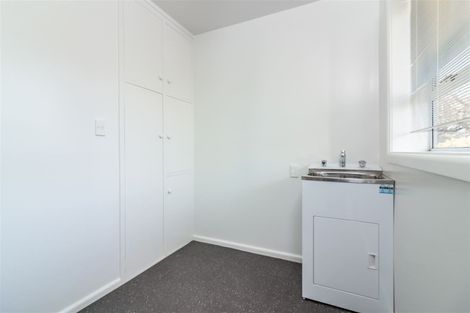 Photo of property in 316 Memorial Avenue, Burnside, Christchurch, 8053