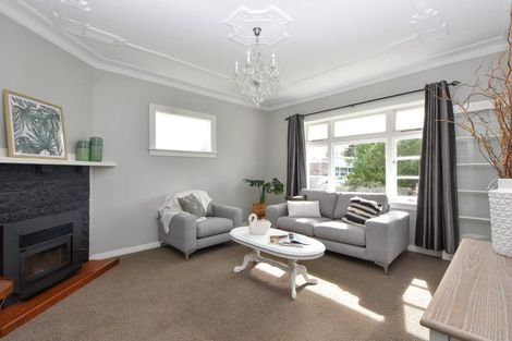 Photo of property in 107 Broadway, Carterton, 5713