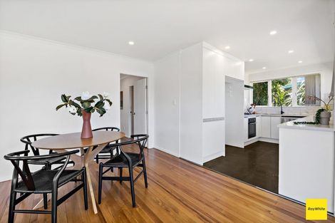Photo of property in 2 Glengarry Road, Glen Eden, Auckland, 0602