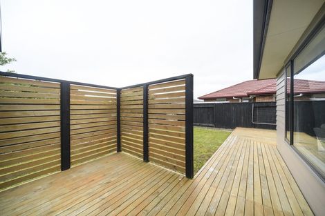 Photo of property in 5 Angelina Way, Kelvin Grove, Palmerston North, 4414