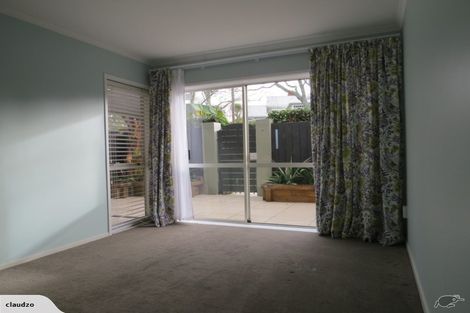 Photo of property in 1/22 Wynyard Road, Mount Eden, Auckland, 1024