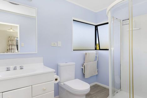 Photo of property in 28 De Menech Grove, Avalon, Lower Hutt, 5011