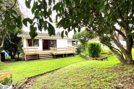 Photo of property in 43 Cheriton Road, Mellons Bay, Auckland, 2014