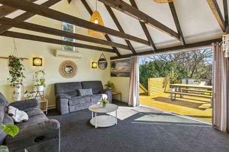 Photo of property in 13 Walton Road, Paraparaumu Beach, Paraparaumu, 5032