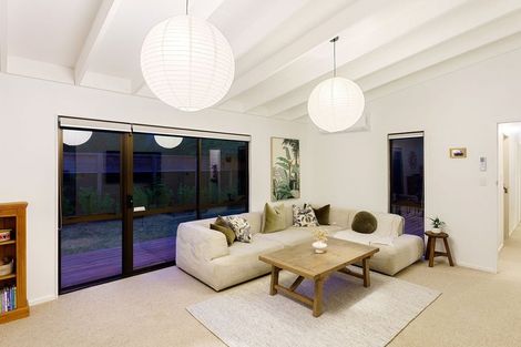 Photo of property in 27 Fincham Road, Raumati Beach, Paraparaumu, 5032