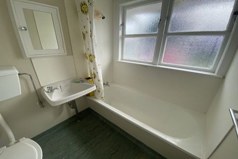 Photo of property in 3/3 Camp Street, Silverstream, Upper Hutt, 5019