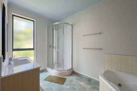 Photo of property in 800 Tuhikaramea Road, Ngahinapouri, Hamilton, 3290