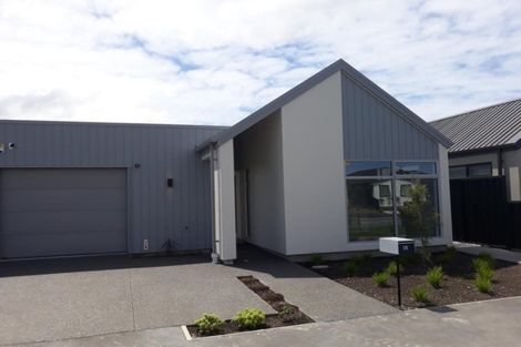 Photo of property in 62 Manakura Street, Russley, Christchurch, 8042
