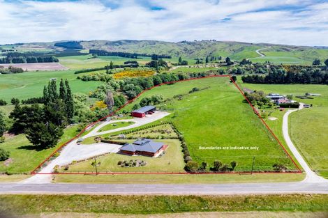 Photo of property in 425 Grange Hill Road, Makareao, Palmerston, 9483