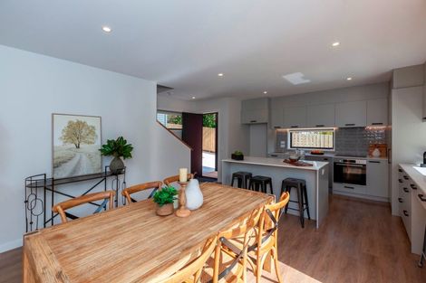 Photo of property in 77 Amohia Street, Paraparaumu, 5032