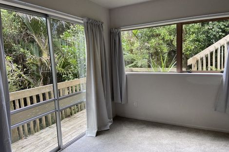 Photo of property in 33 Reynolds Place, Torbay, Auckland, 0630