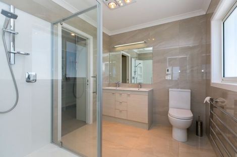 Photo of property in 206e Heta Road, Merrilands, New Plymouth, 4312