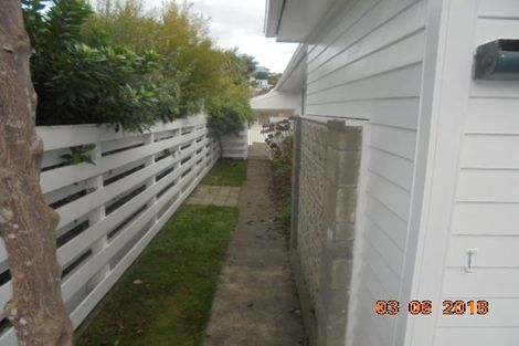 Photo of property in 16 Churton Drive, Churton Park, Wellington, 6037