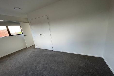 Photo of property in 2d Pinero Place, Bucklands Beach, Auckland, 2014